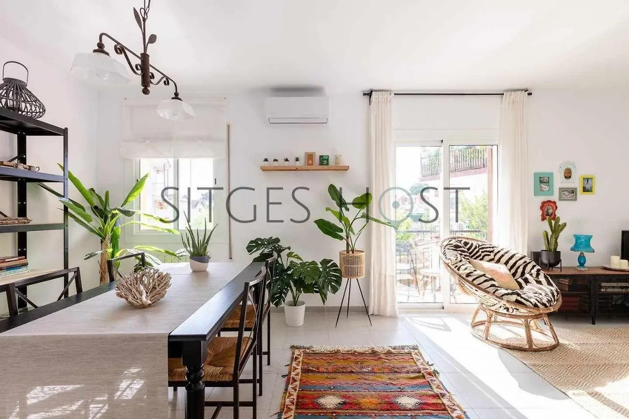 Con Patio Y A 5 Minutos De La Playa Apartamento Sitges Espanha