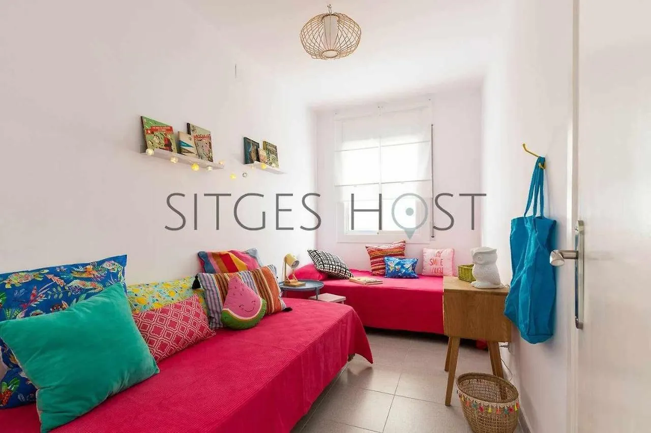 Con Patio Y A 5 Minutos De La Playa Apartamento Sitges